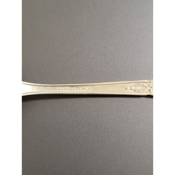 1‎ Oneida Community RENDEZVOUS Old South I Silverplate Silverware Salad Fork - Picture 3 of 6